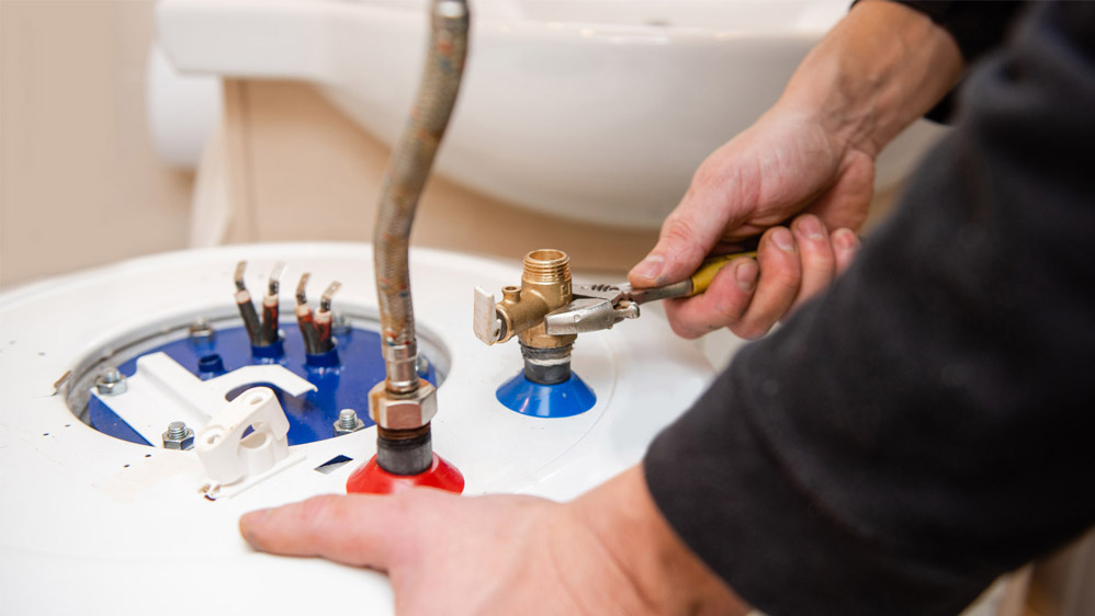 Water Heater Maintenance in Rancho Banquete